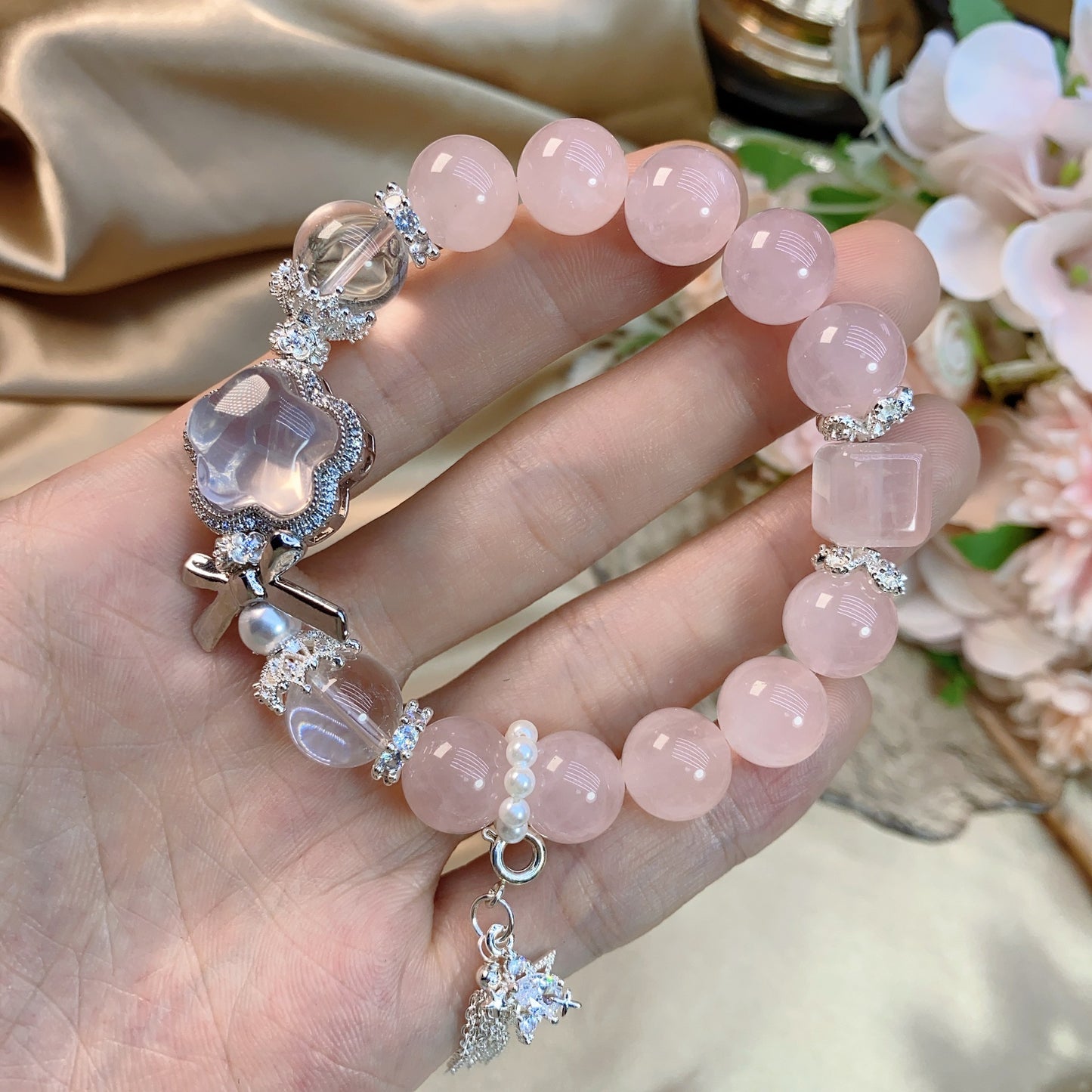 Natural Grapefruit Pink & White Crystal Pearl, Rose Quartz, and Star Charm Bracelet bead 11mm Wrist length 17cm