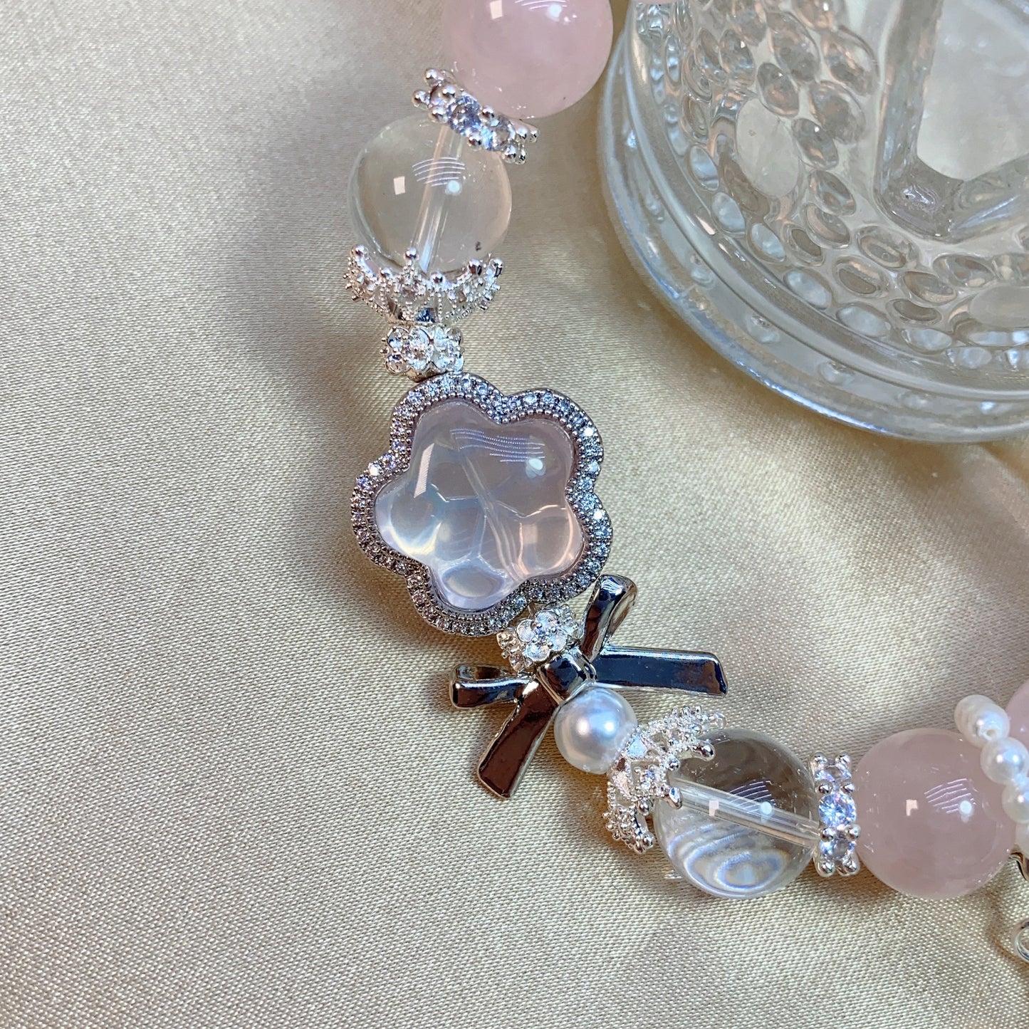 Natural Grapefruit Pink & White Crystal Pearl, Rose Quartz, and Star Charm Bracelet bead 11mm Wrist length 17cm